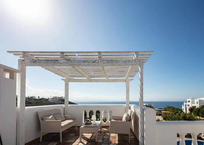 Aliki ,aegean Sea Breeze 750m From The Beach! Вилла *