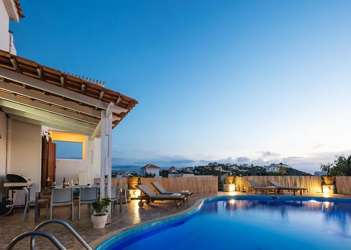 Aliki ,aegean Sea Breeze 750m From The Beach! * Ханья