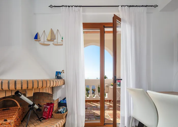 Aliki ,aegean Sea Breeze 750m From The Beach! Вилла