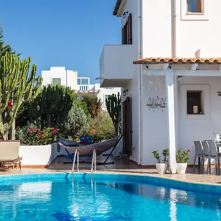 Aliki ,aegean Sea Breeze 750m From The Beach!